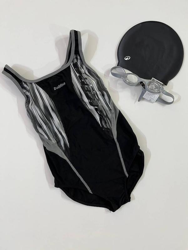 مایو اسلیپ پشت قهرمانی زنانه دلفینا طرح خط دار مشکی طوسی DOLFINA