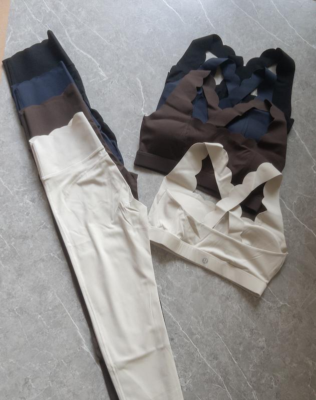 ست ورزشی زنانه Lululemon مدل Align – با لبه‌های کنگره‌ای (Scalloped) در ۴ رنگ کاربردی