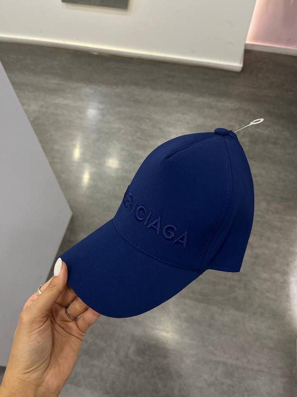 كلاه balenciaga بيسبالى