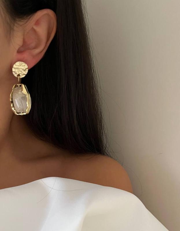 گوشواره رزينى