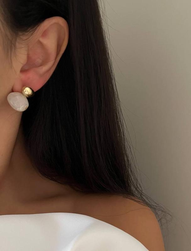 گوشواره رزينى