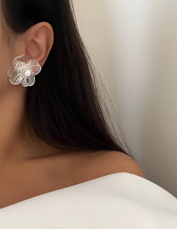 گوشواره گل تورى