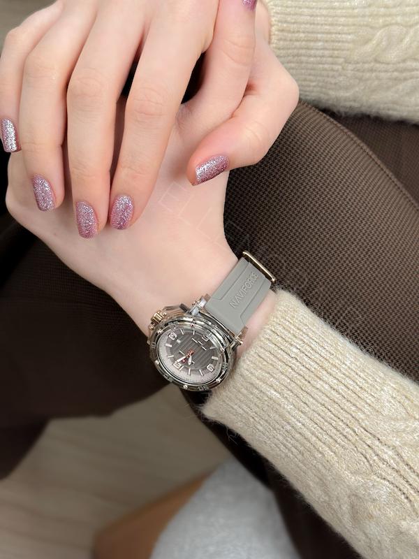 ساعت زنانه نیوی فورس مدل NF7125