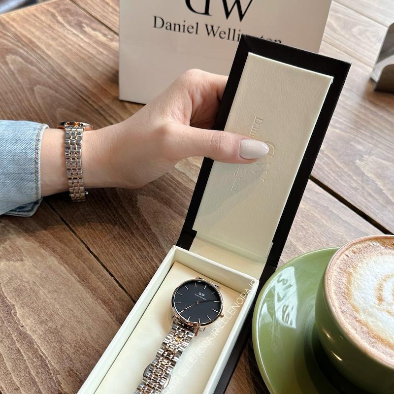 جعبه اورجینال ساعت دنیل ولینگتون dw