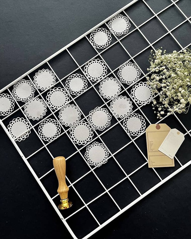 مقواهای گیپوری بافت دار سفید