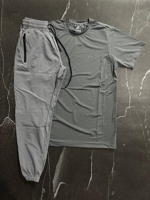 پکیج کد S2647 شامل تیشرت + شلوار دمپاکش با تم طوسی