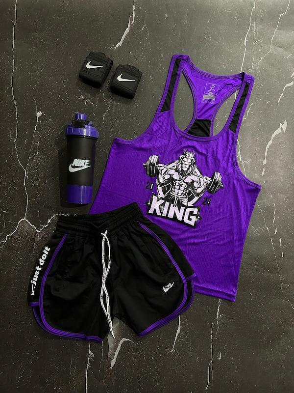 پکیج کد E1770 شامل رکابی + شلوارک + شیکر دو تیکه + مچ بند چسب نانو با تم بنفش و مشکی 🖤💜