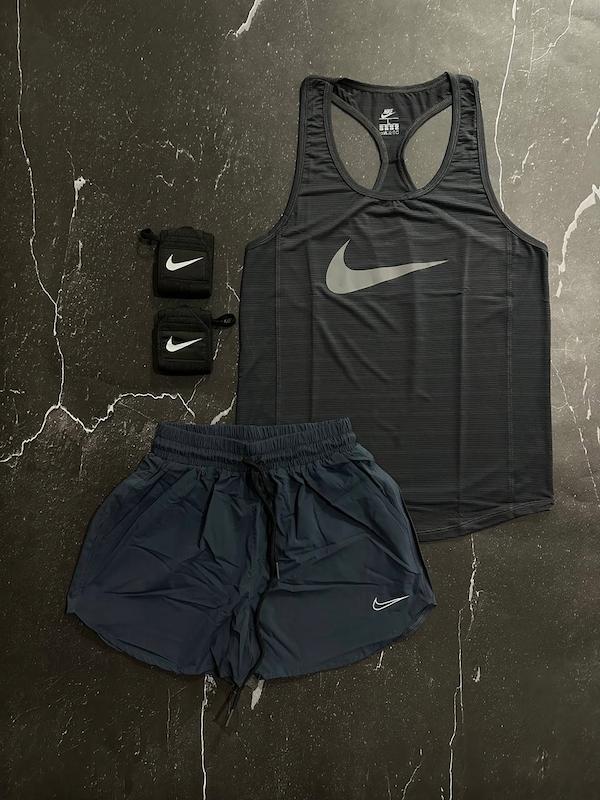 پکیج کد S2801 شامل رکابی قهرمانی + شلوارک + مچبند با تم نوک مدادی