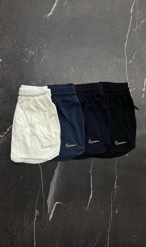 شلوارک کوتاه نایکی با ۴ رنگ 🤌🏻