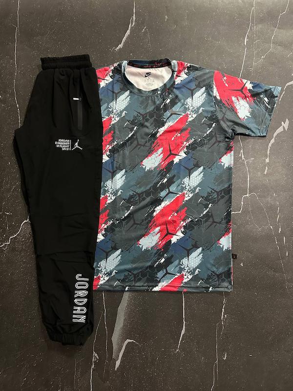 پکیج کد S2833 شامل تیشرت + شلوار دمپاکش با تم قرمز نوک مدادی