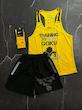 پکیج کد S3089 شامل رکابی قهرمانی + شلوارک + جوراب ساقدار با تم زرد مشکی