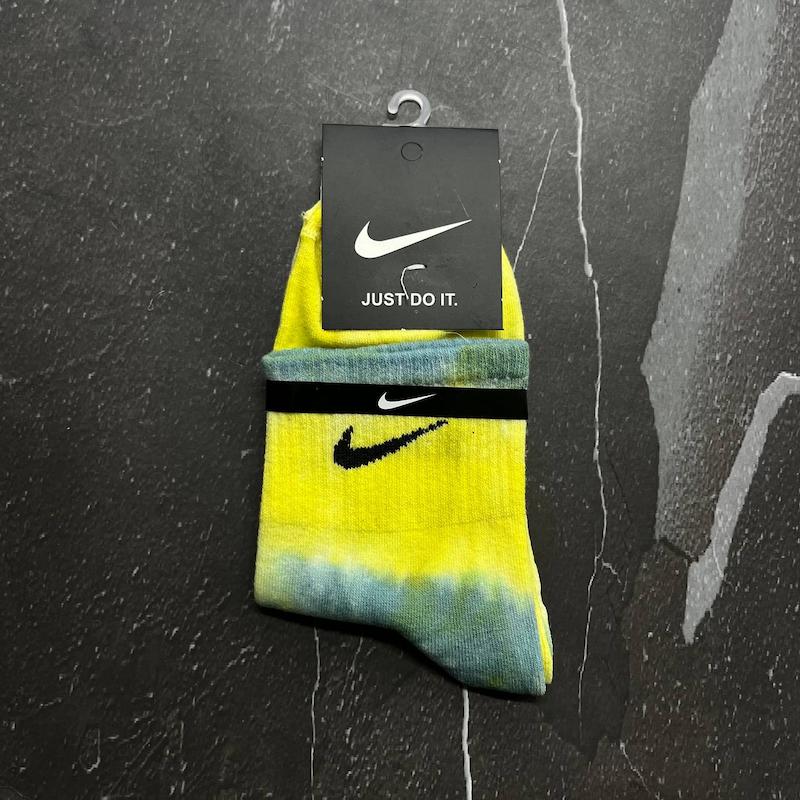 جوراب نیم ساق نایکی آبرنگی