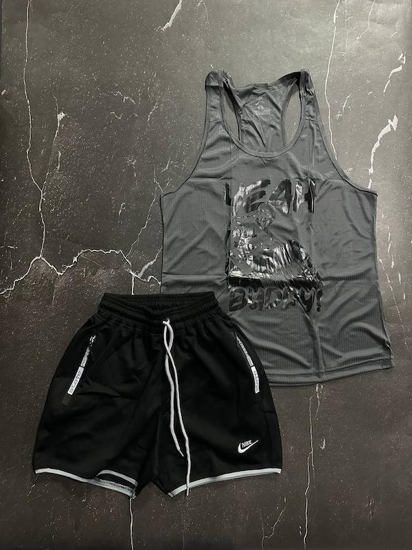 پکیج کد S3194 شامل رکابی قهرمانی + شلوارک با تم طوسی مشکی