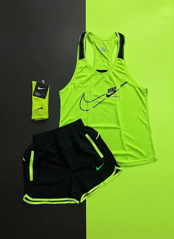 پکیج کد S3286 شامل رکابی قهرمانی + شلوارک + جوراب ساقدار با تم فسفری مشکی