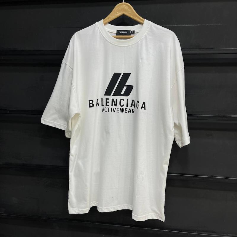 تیشرت Balenciaga پارچه دو نخ با رنگ سفید تک سایز حراجی - L