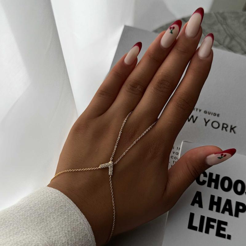 تمیمه مدل V