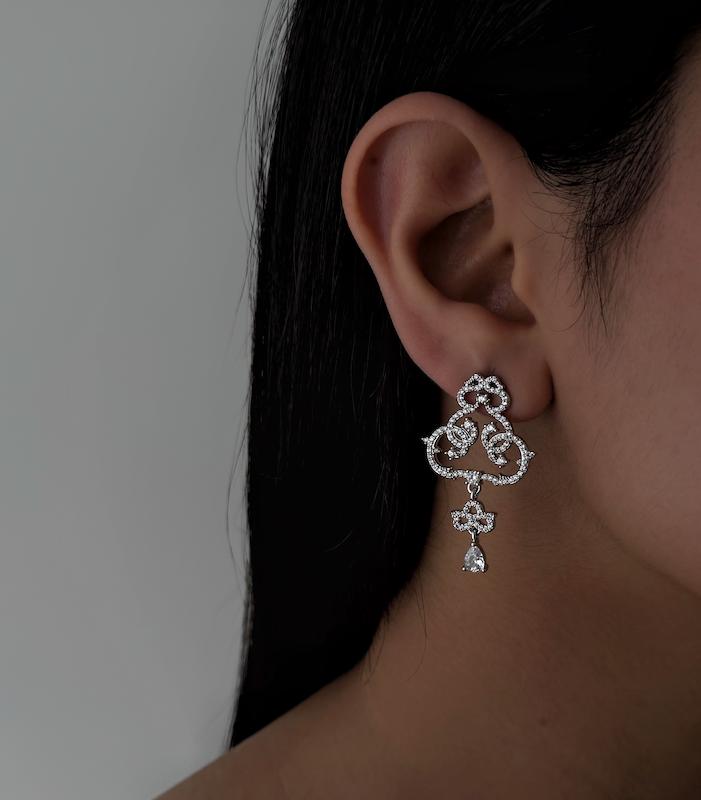 گوشواره جواهری تینا ریز