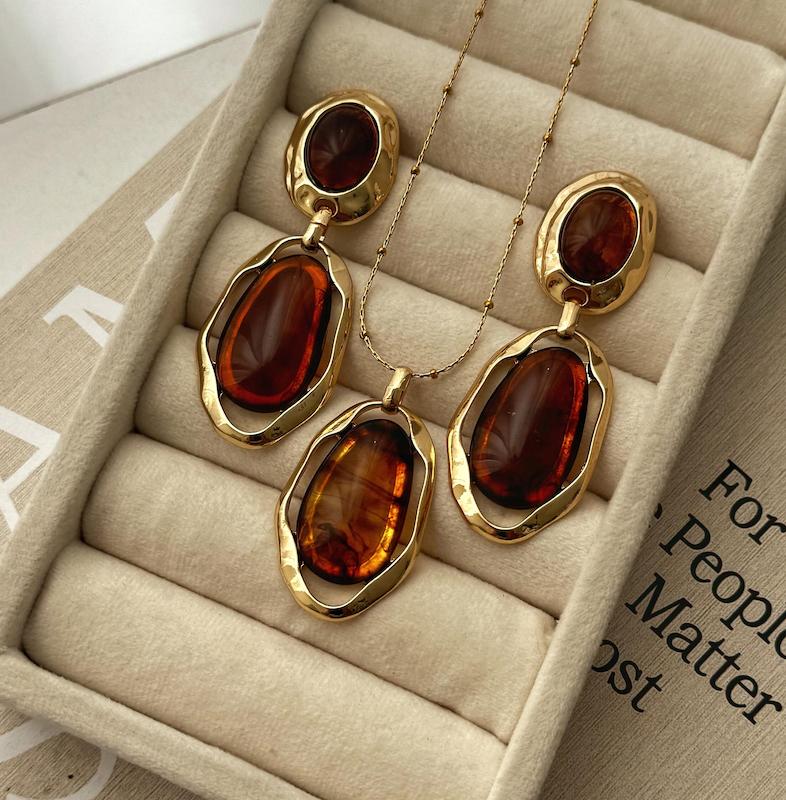 نیم ست سنگ رزین قهوه‌ای 