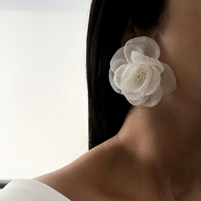 گوشواره گل پارچه ای 
