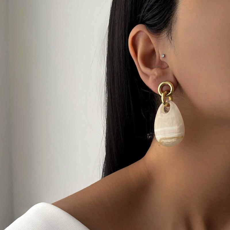 گوشواره رزینی حلقه دار