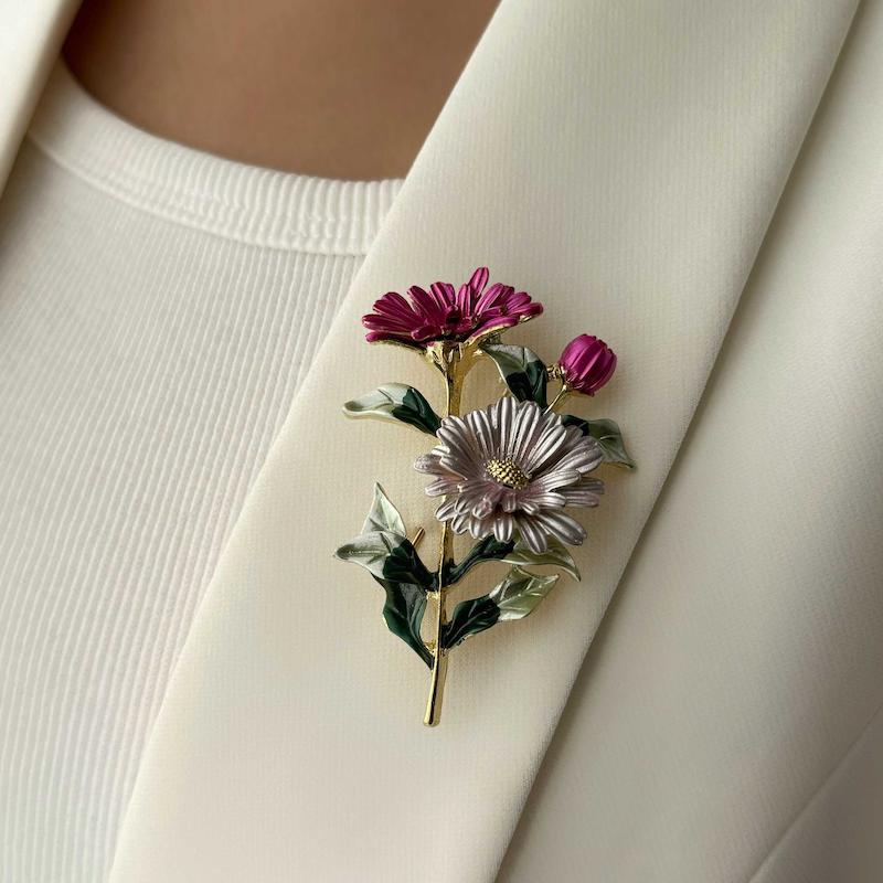 گل سینه دو گل رنگی
