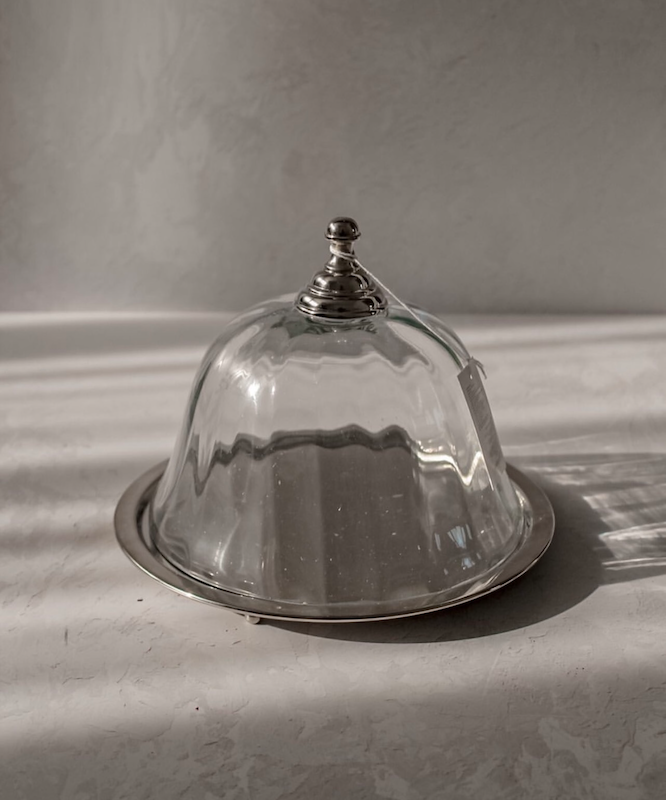 کیک و شیرینی خوری کوچک ترنو