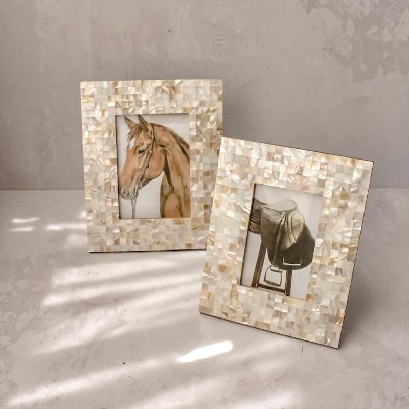 قاب عکس صدف