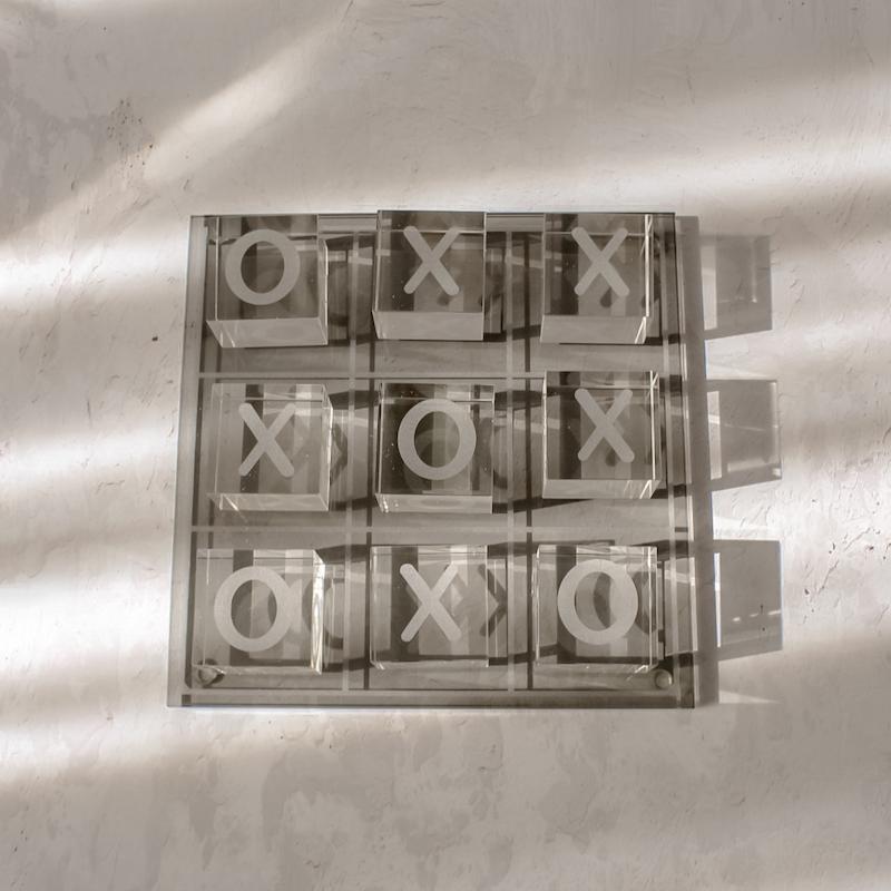 اکسسوری کریستال دودی xo