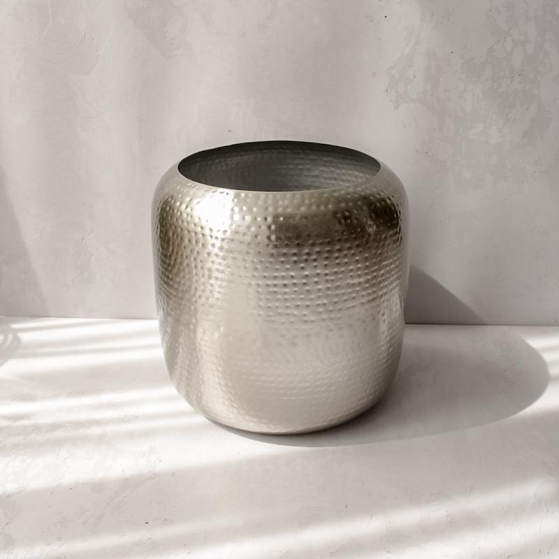گلدان چکشی نقره ای