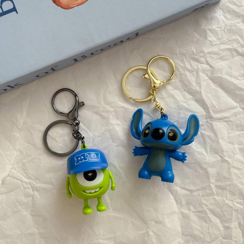 آویز استیچ و مایک چراغدار