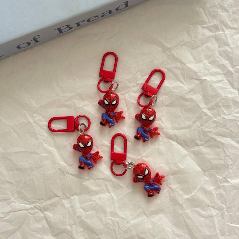 آویز فانتری اسپایدر من