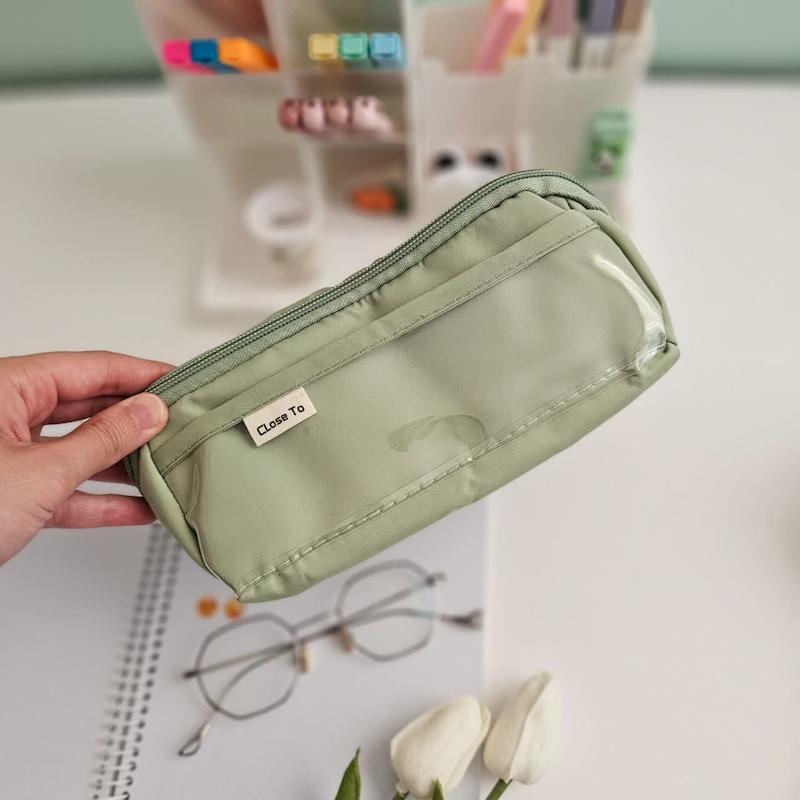 جامدادی جادار موکا مدل  close to