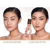 کرم پودر صورت شارلوت تیلبری مدل Airbrush Flawless شماره 5.5 Warm حجم ۳۰ میلی‌لیتر