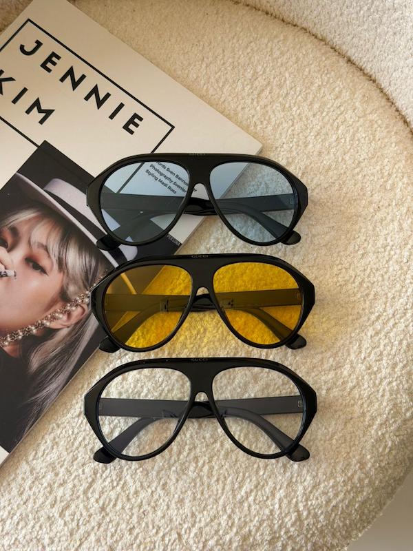 عینک گوچی اٌور سایز (کد ۳۷۰)