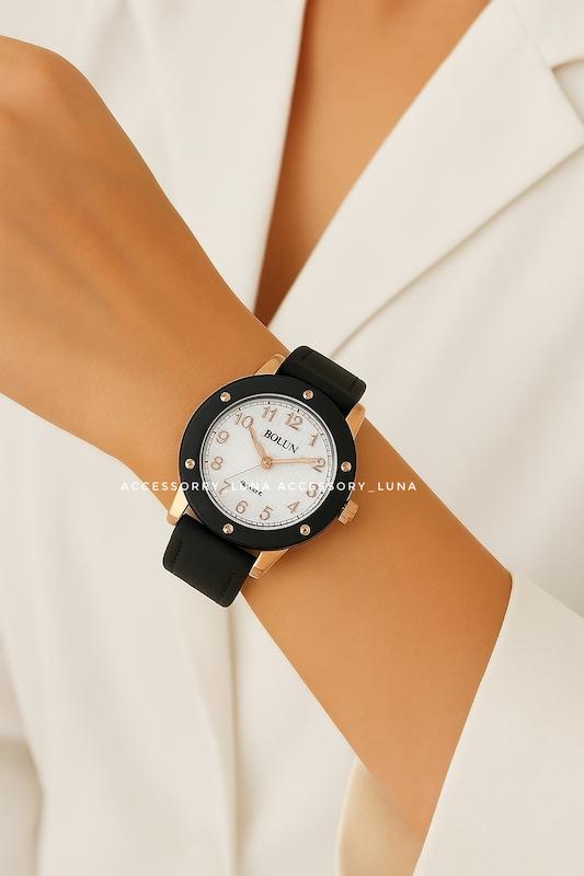 ساعت بلون گرد