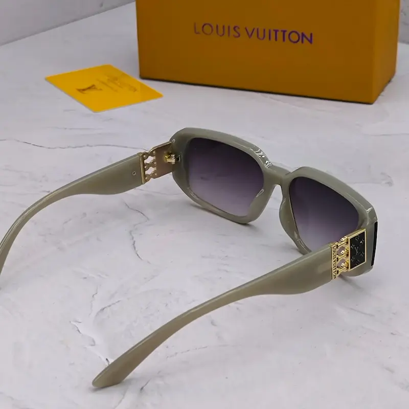 عینک آفتابی لویس ویتون LOUISE VUITTON 2858