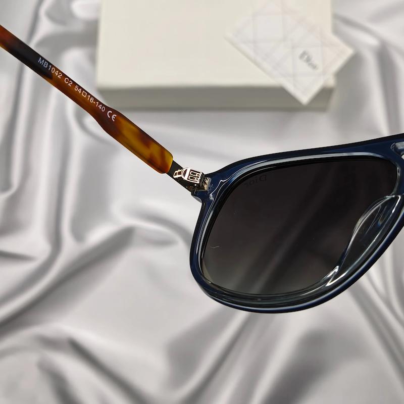  عینک آفتابی اسپورت دیور DIOR 1042 آبی (بدون پک )