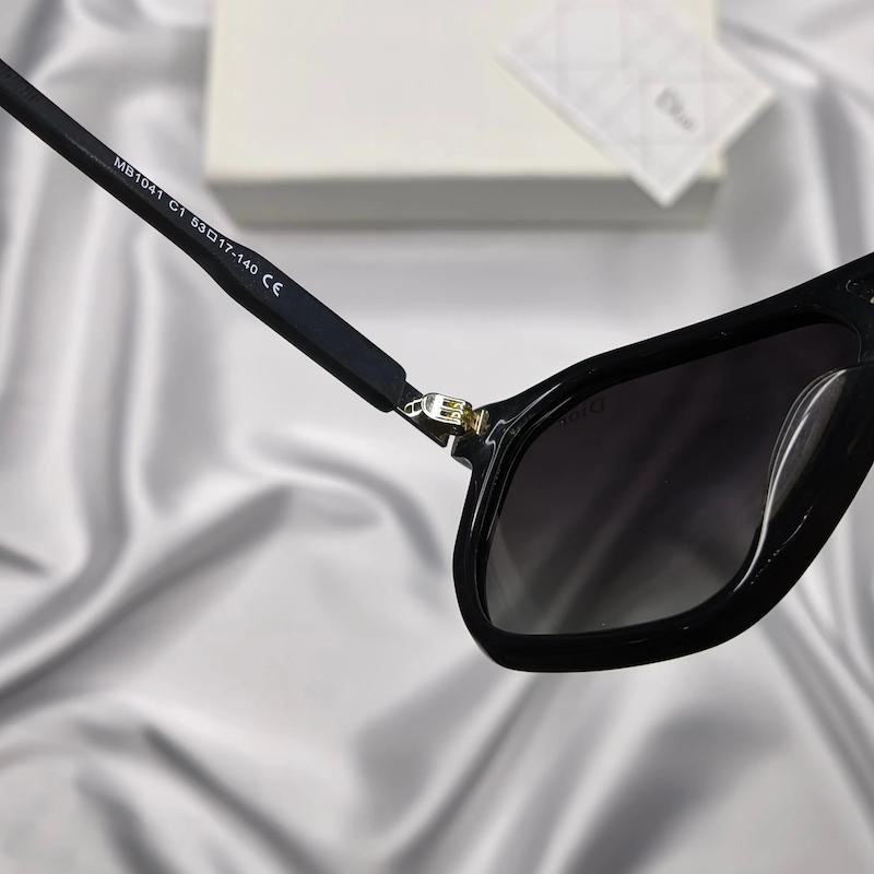  عینک آفتابی اسپورت دیورDIOR-1041(بدون پک )