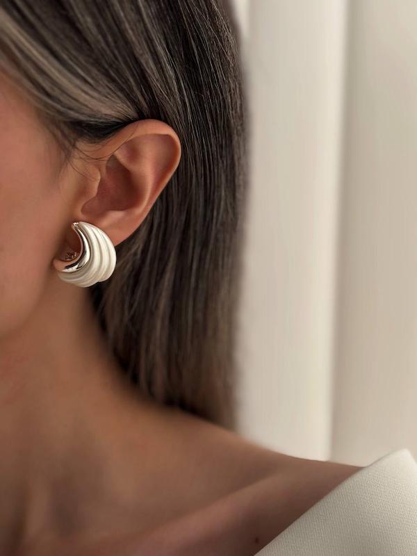 گوشواره صدفی شیاردار