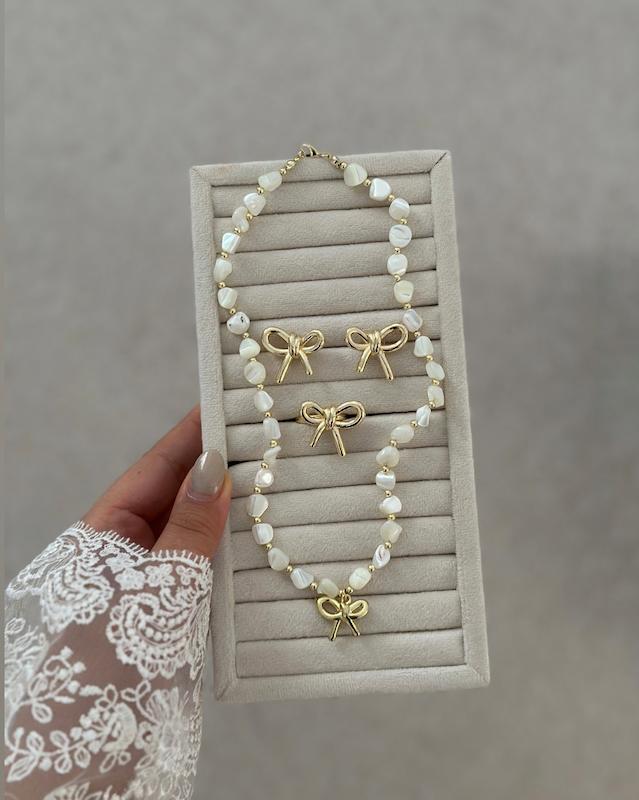 ست پاپیون و صدف طلایی