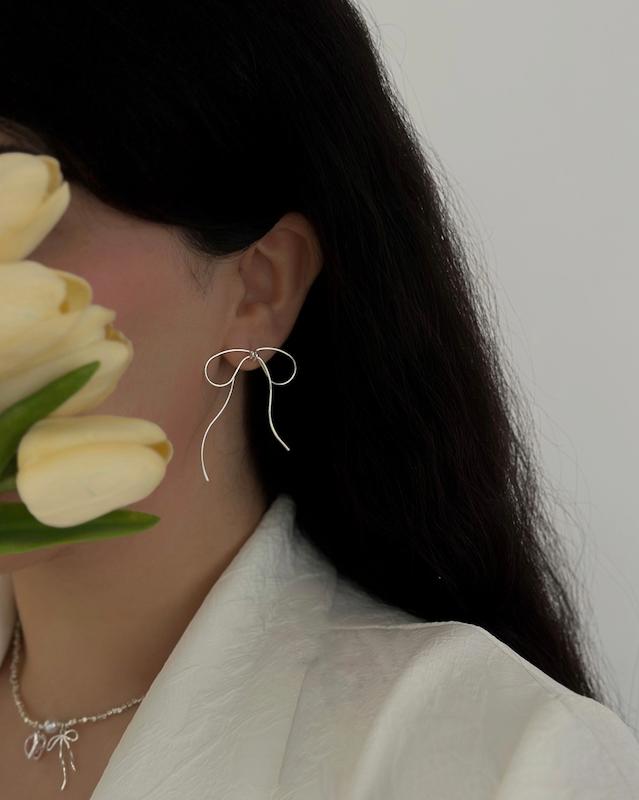 گوشواره پاپیون ظریف