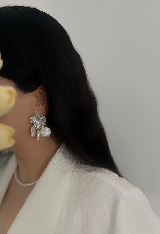 گوشواره ابر و مروارید نقره ای