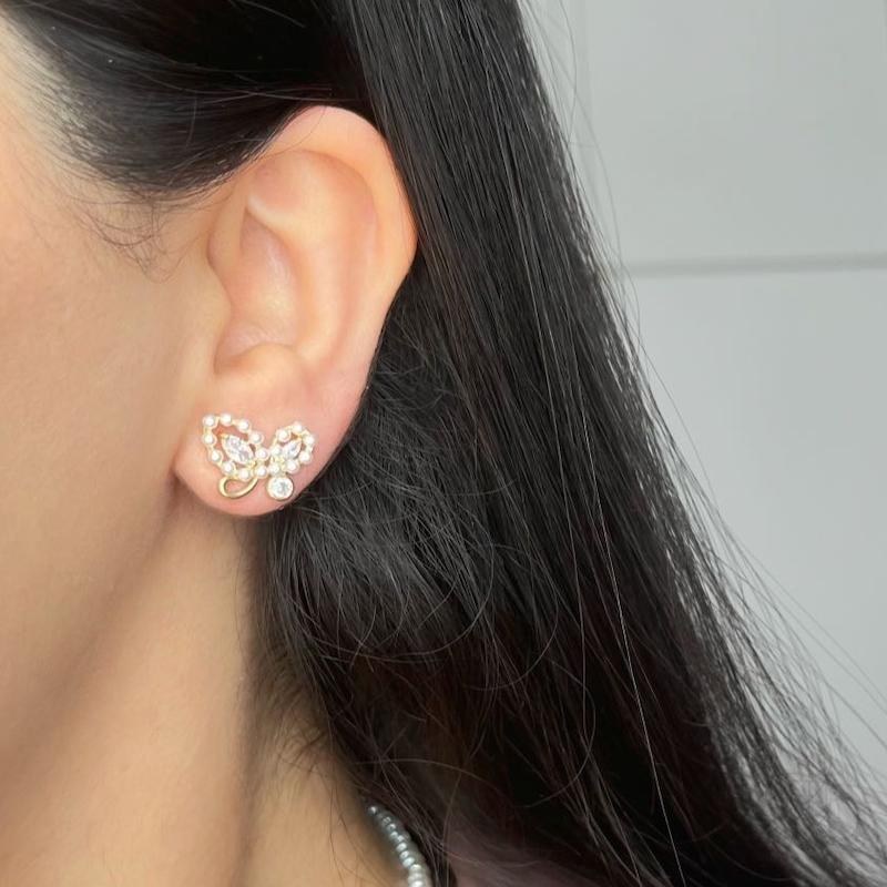 گوشواره پروانه و مروارید