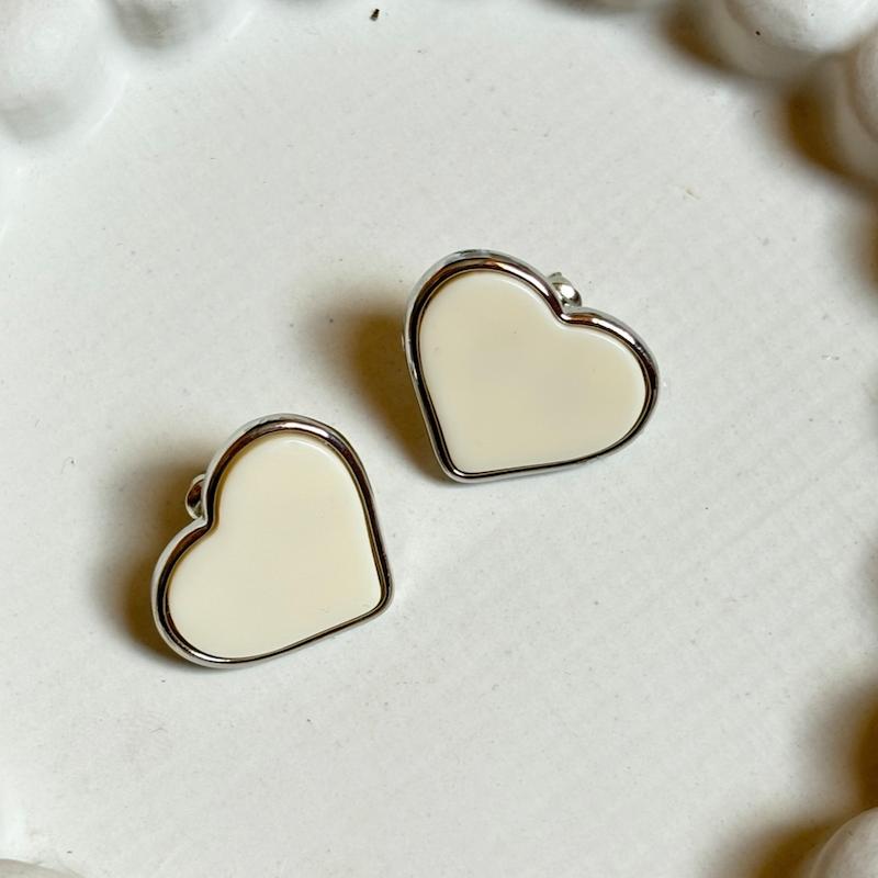 گوشواره قلبی