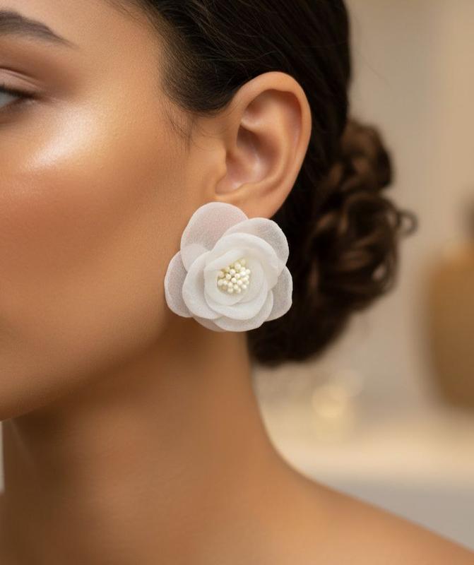 گوشواره رز پارچه ای