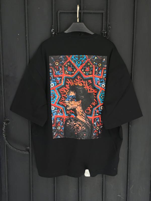 تیشرت لش باکسی گرم بالا