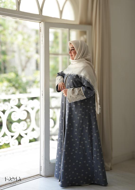 عبا فیروزه