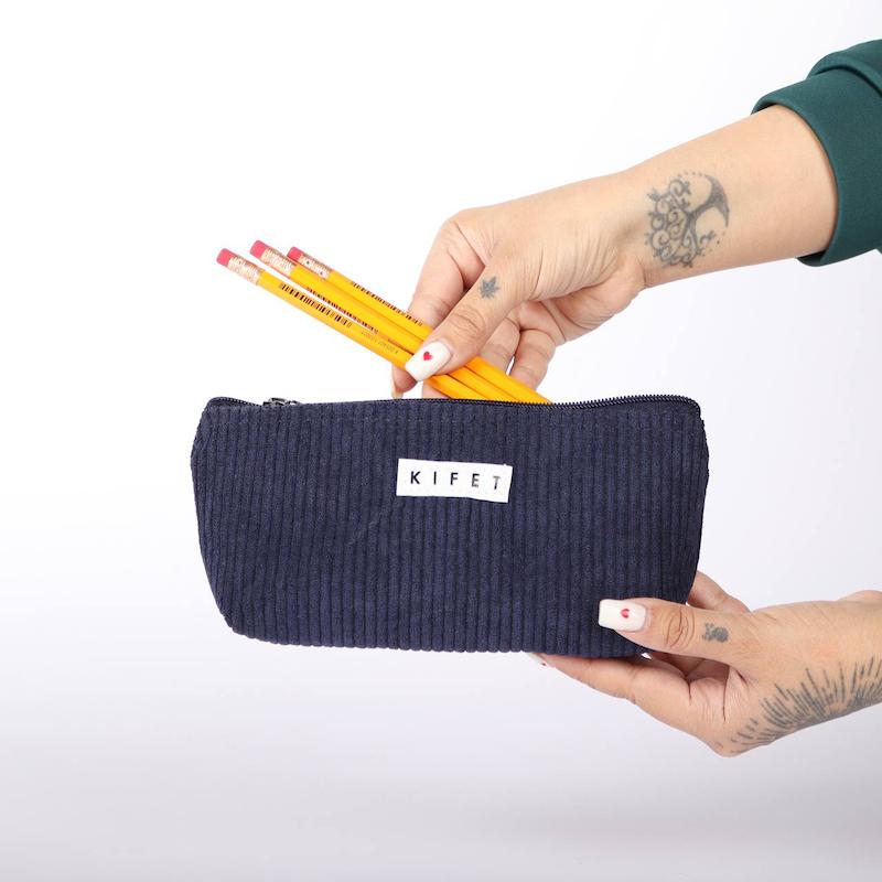 جامدادی مخملی