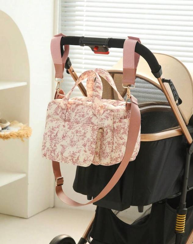 کیف مادر و نوزاد دوشی و دستی طرح‌دار (Spacious Mom Handbag)