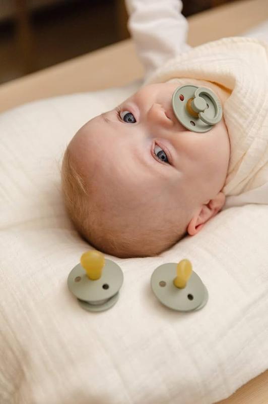 پستانک دو عددی بیبس مدل Colour رنگ مشکی و سفید (BIBS Colour Latex Pacifier - Black / White)